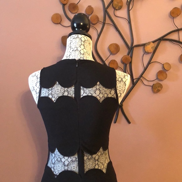 [MISSGUIDED] Black Dress See-Through Panels Size 6 - Picture 5 of 5